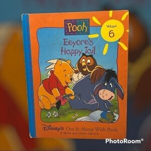 Disney’s Pooh A Grow and Learn Library book Volume 6
